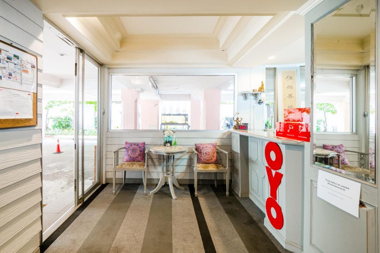 Oyo 1042 Boon'S Residence Bangkok Kültér fotó
