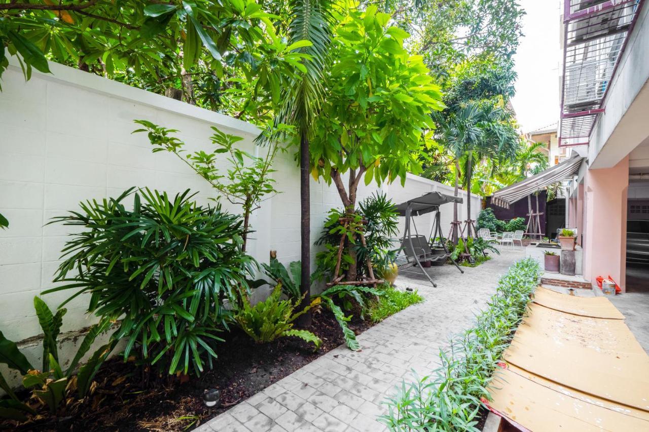 Oyo 1042 Boon'S Residence Bangkok Kültér fotó
